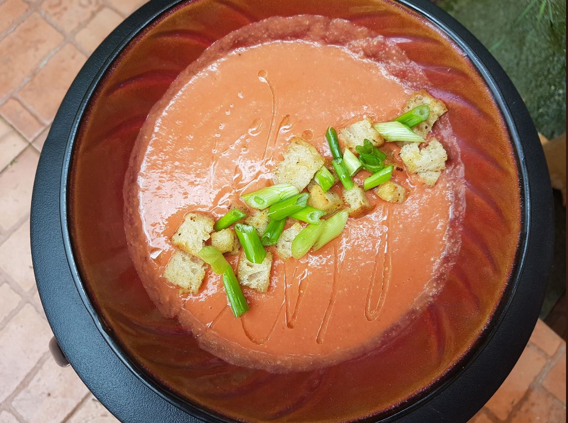 Supa rece de rosii rom%c3%a2ne%c8%99ti gazpacho