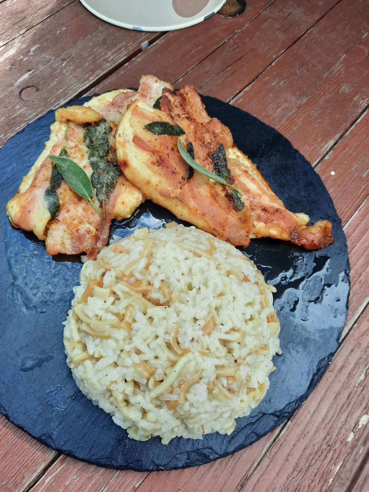 Pui saltimboca